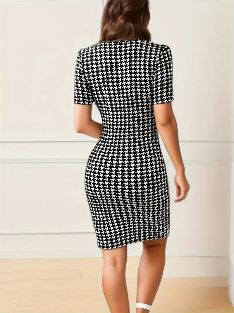 Print Body cone Dress checkered black and white